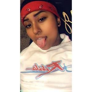 Meet your Posher, Mari